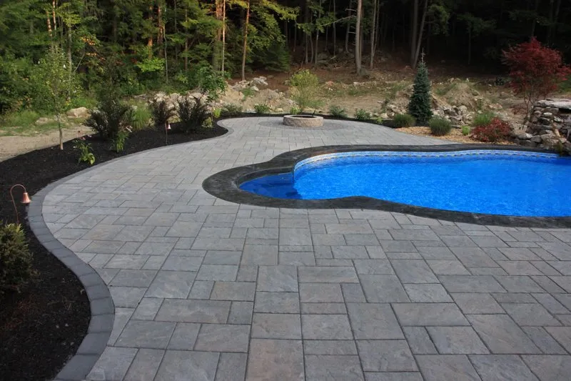 Professional landscape design experts serving Manchester, NH - Giant Landscaping Services