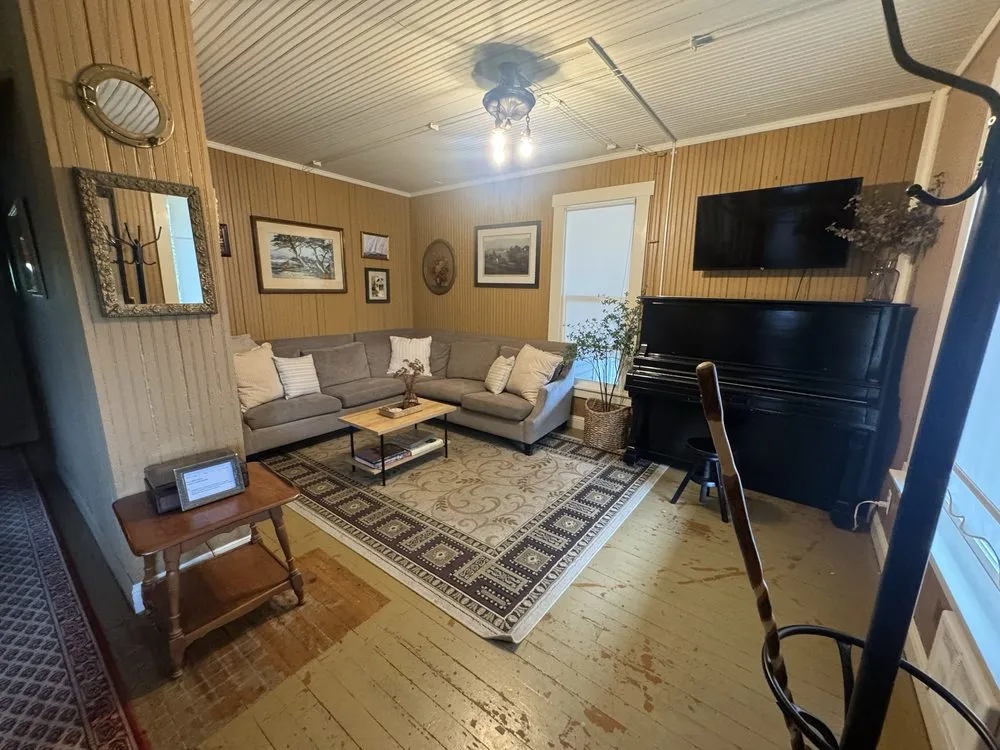 Trusted garden landscaping experts serving Ocean Park, WA - Giant Octopus Property Assistance