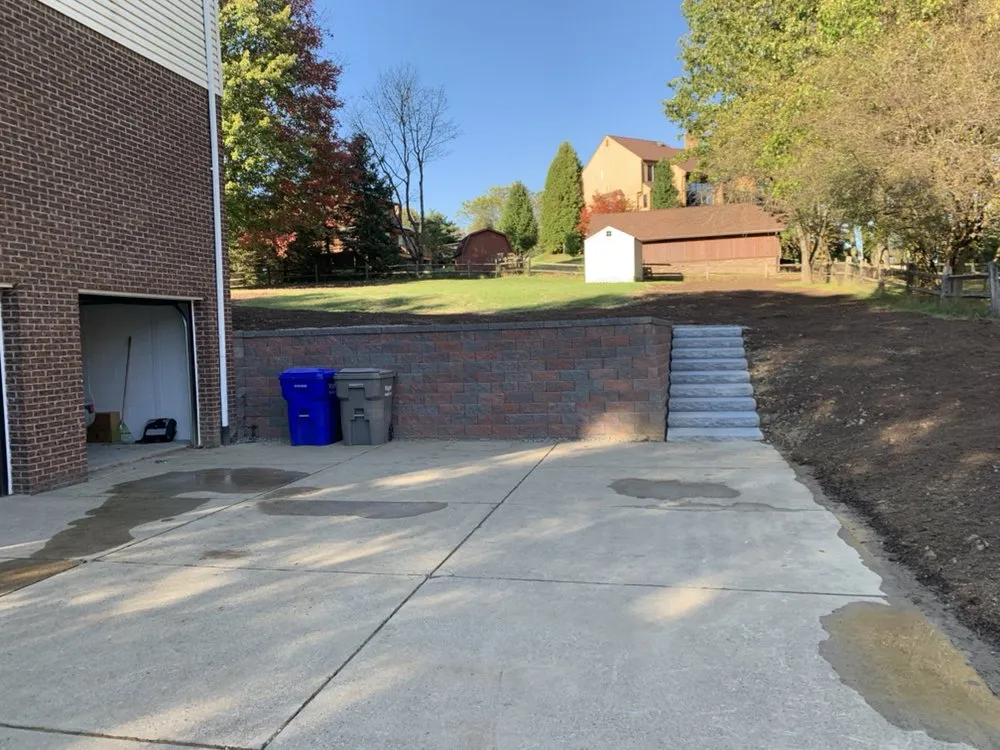 Expert lawn care service in Pittsburgh, PA - Gibbons Landscaping