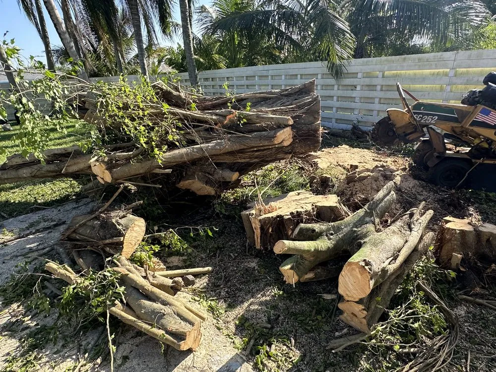 Local outdoor landscaping in Boca Raton, FL - Gibbs Pro Services