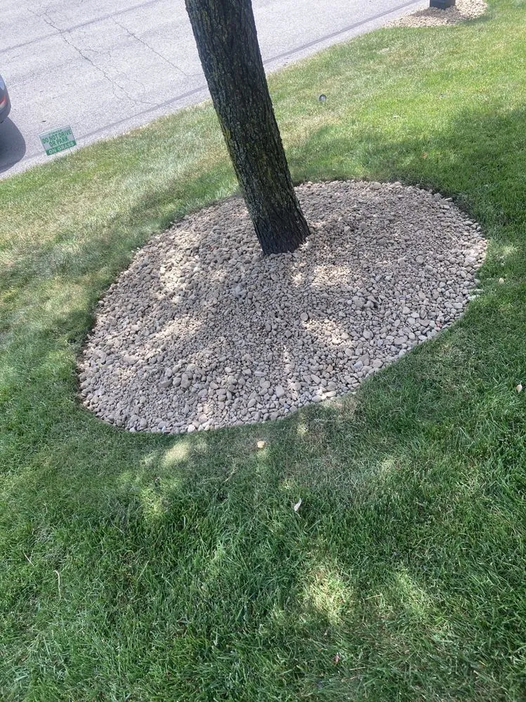 Reliable yard cleanup service in Glenshaw, PA by Gibler Grounds