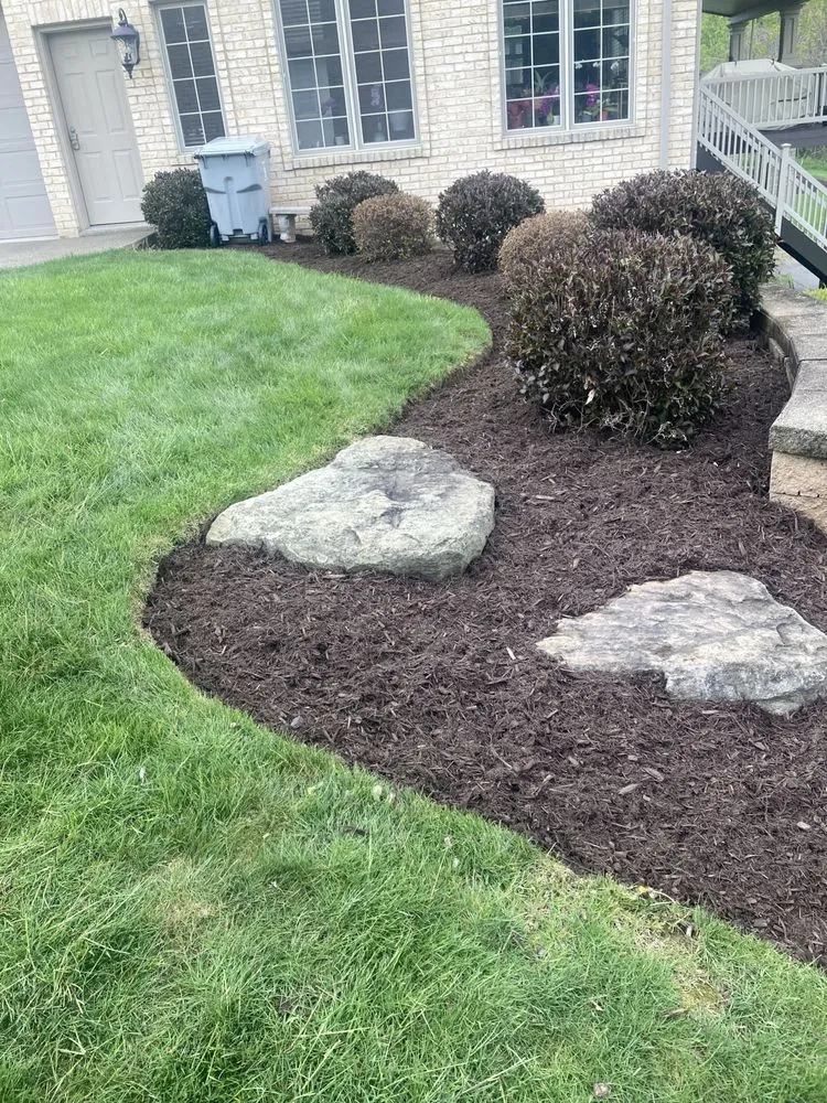 Local lawn care service experts serving Glenshaw, PA - Gibler Grounds