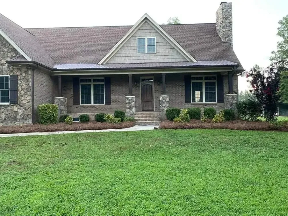 Professional yard cleanup service experts serving Ridgeway, SC - Gibson Grass Master
