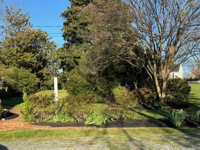 Reliable outdoor landscaping for beautiful yards in Church Hill, MD by Gibson Grounds