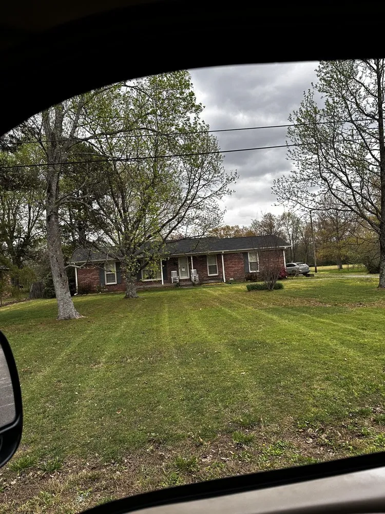 Local lawn care service in Fayetteville, TN - Gibson Lawncare