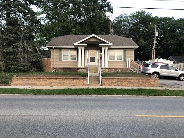 Custom yard cleanup service in Bloomington, IL by Gibson Mowing & Landscape