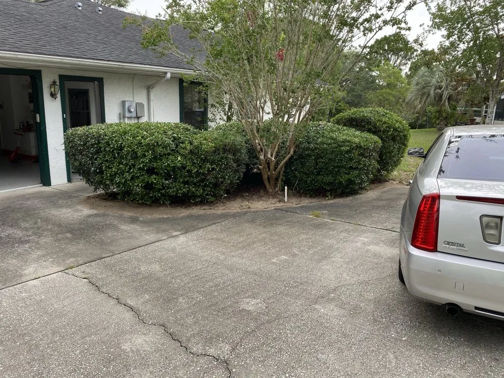 Affordable yard maintenance experts serving Dunnellon, FL - GIDC Mowing & Painting