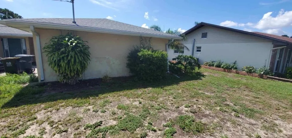 Custom residential landscaping for residential properties across Wahneta, FL - Giddens General Services