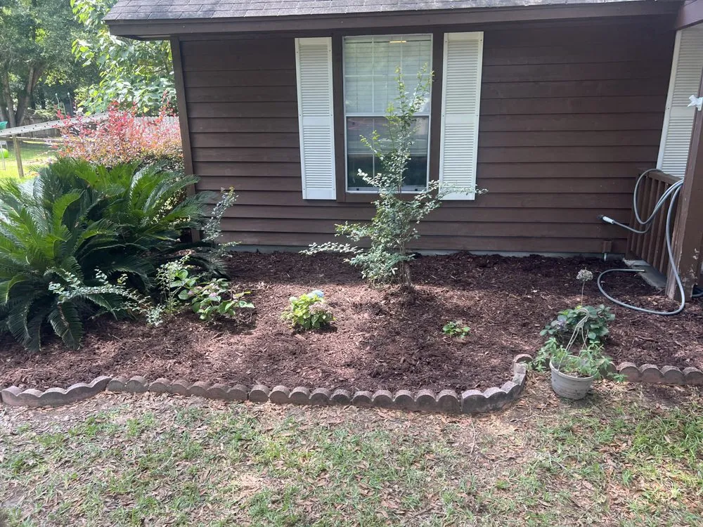 Affordable outdoor landscaping experts serving Beaufort, SC - Gifted Grass Cutters