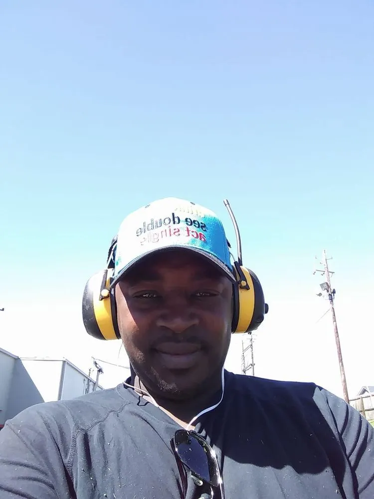 Reliable lawn care service in Montgomery, AL by Gifted Hands Lawn Care