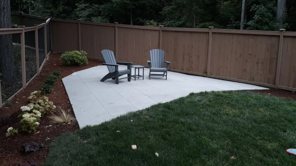 Expert yard cleanup service in Gig Harbor, WA by Gig Harbor LandCare