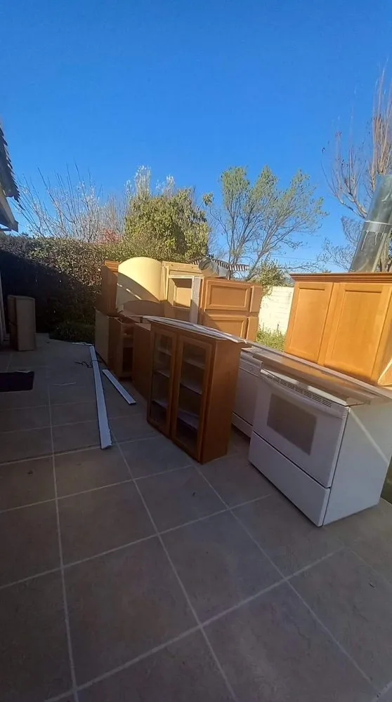 Top-rated yard cleanup service experts serving Fremont, CA - Gil Landscaping