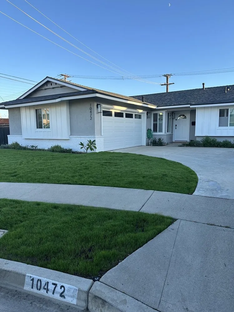 Reliable outdoor landscaping in Orange County, CA by Gilberto Garden Landscape,tree Triming and Removal