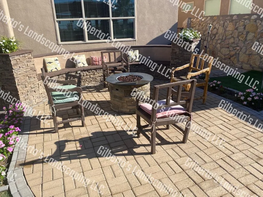 Professional lawn mowing service experts serving El Paso, TX - Gilberto's Landscaping