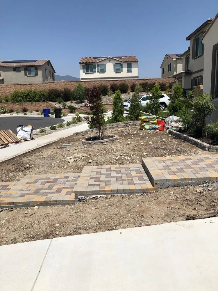 Trusted yard maintenance for residential properties across Inglewood, CA - Gilbert's Landscape & Tree Services