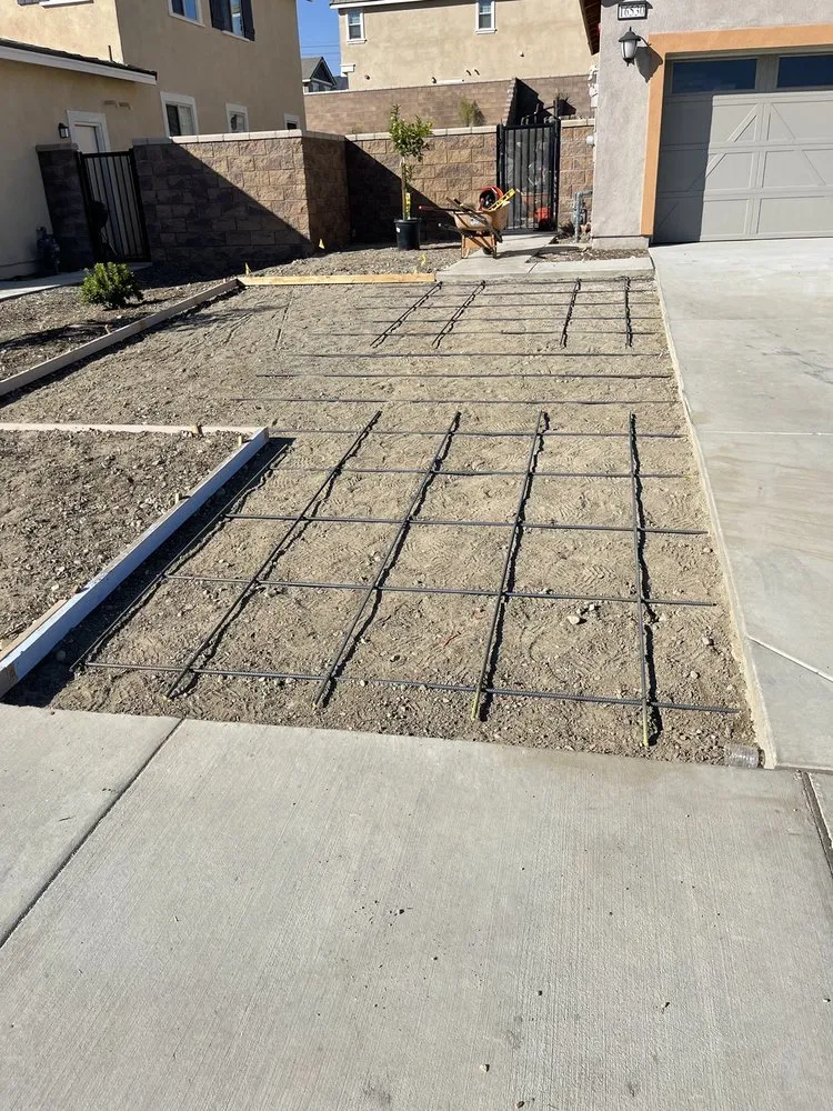 Custom residential landscaping near you in Inglewood, CA by Gilbert's Landscape & Tree Services