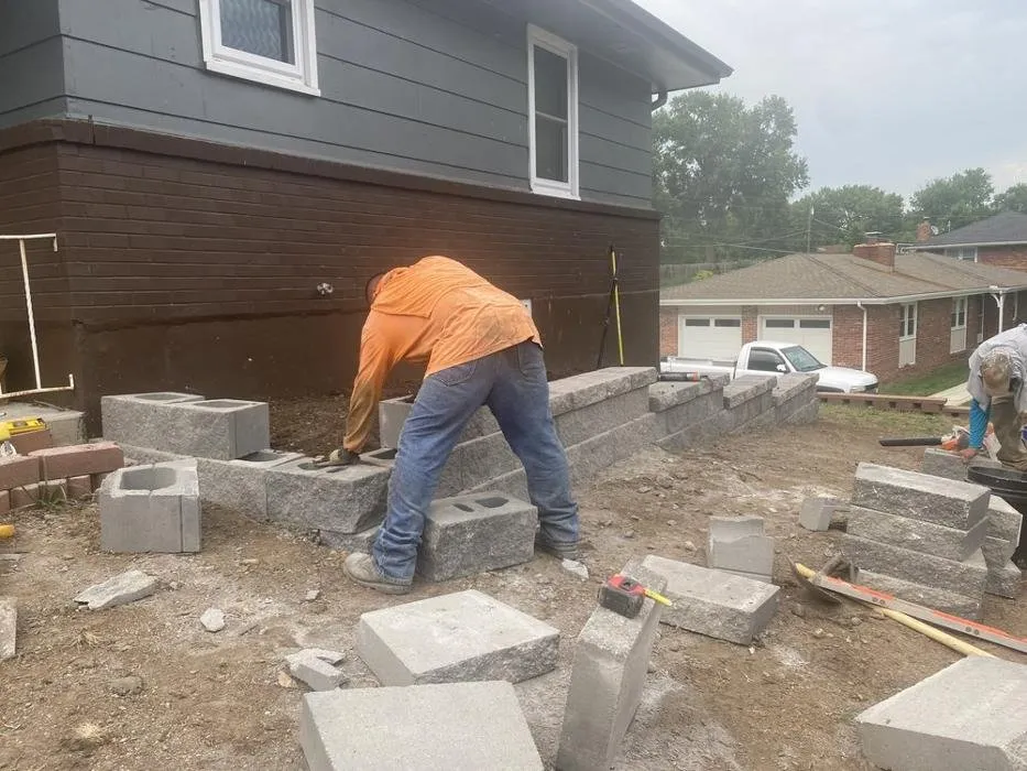 Custom residential landscaping experts serving Kansas City, MO - Gilbert's Stump Grinding and Landscaping