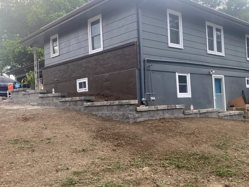 Expert landscaping services in Kansas City, MO by Gilbert's Stump Grinding and Landscaping