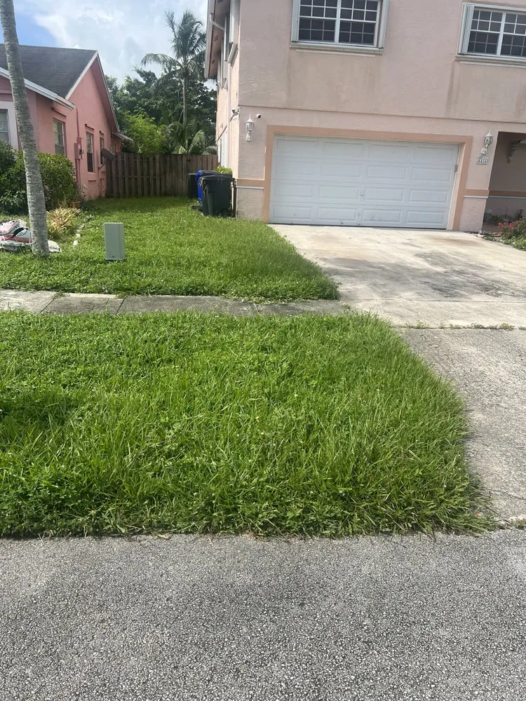 Affordable outdoor landscaping in Lighthouse Point, FL by Giles lawn service