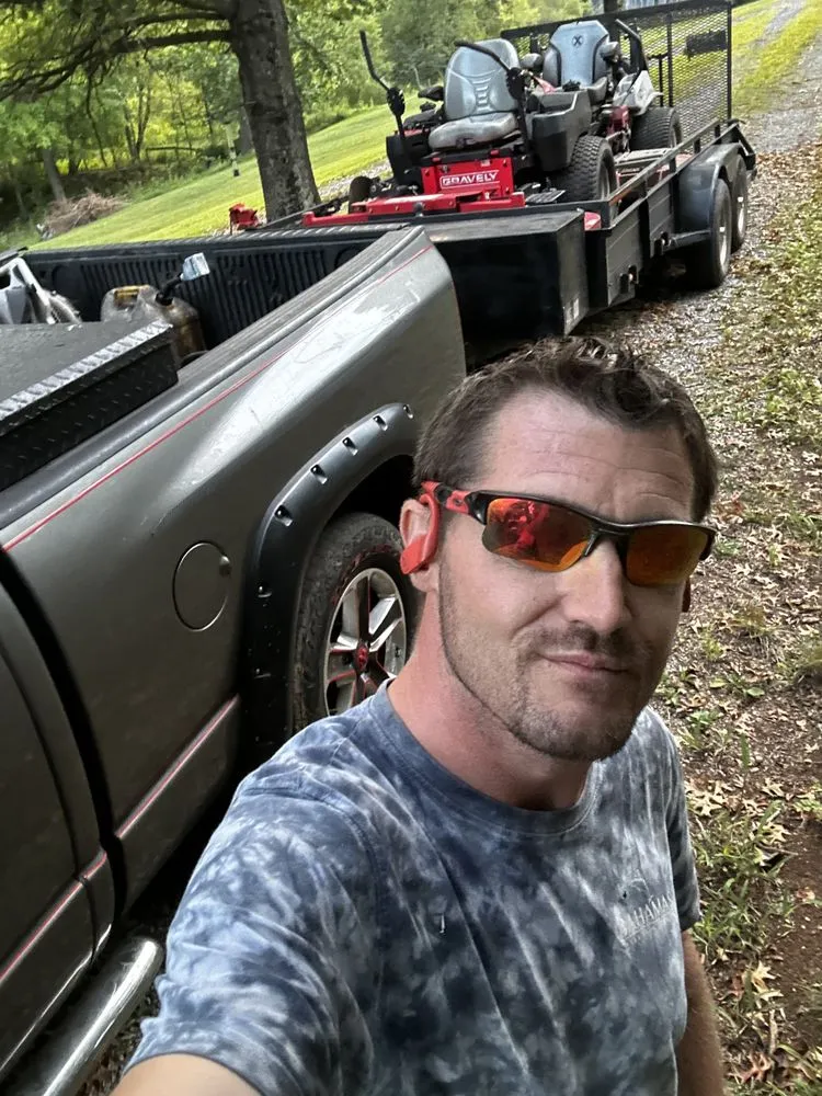 Professional yard maintenance in Montvale, VA by Giles top of the line lawn care