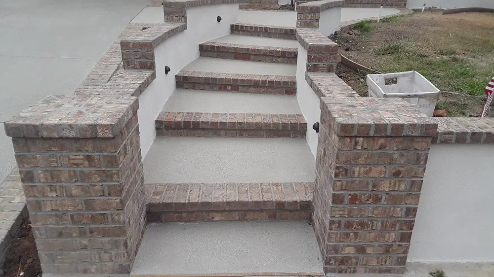 Reliable yard cleanup service in Seal Beach, CA - Gill Hardscape Inc