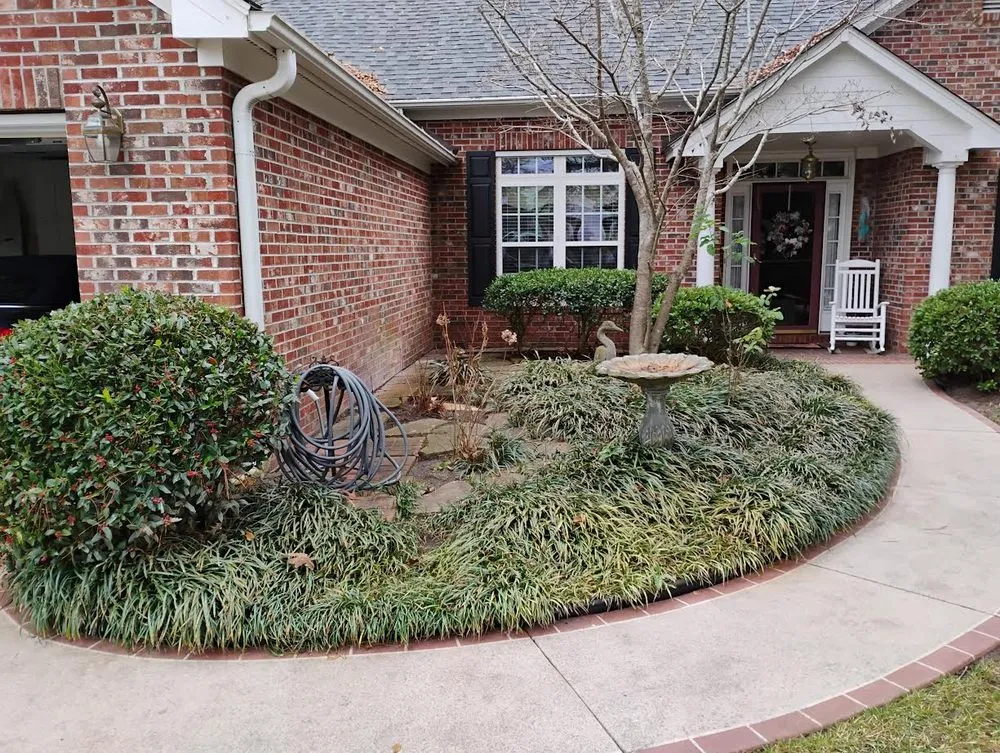 Reliable yard cleanup service in Longs, SC by Gill Landscaping