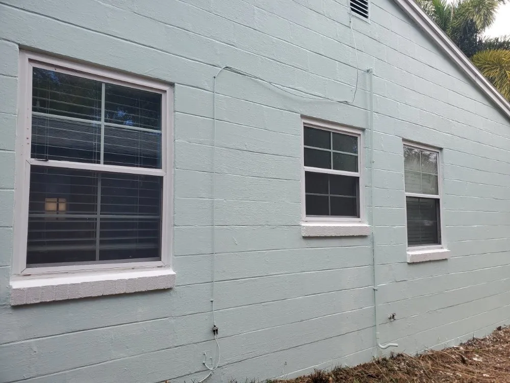 Professional yard maintenance for beautiful yards in Kenneth City, FL by Gilley's landscaping & Maintenance