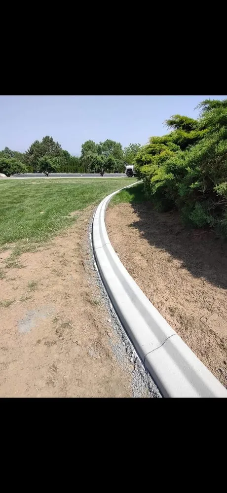 Professional lawn care service in Kennewick, WA - Gillispie Landscaping and Lawn Care