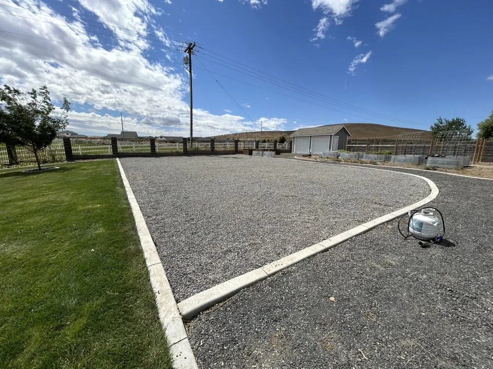 Custom lawn care service experts serving Kennewick, WA - Gillispie Landscaping and Lawn Care