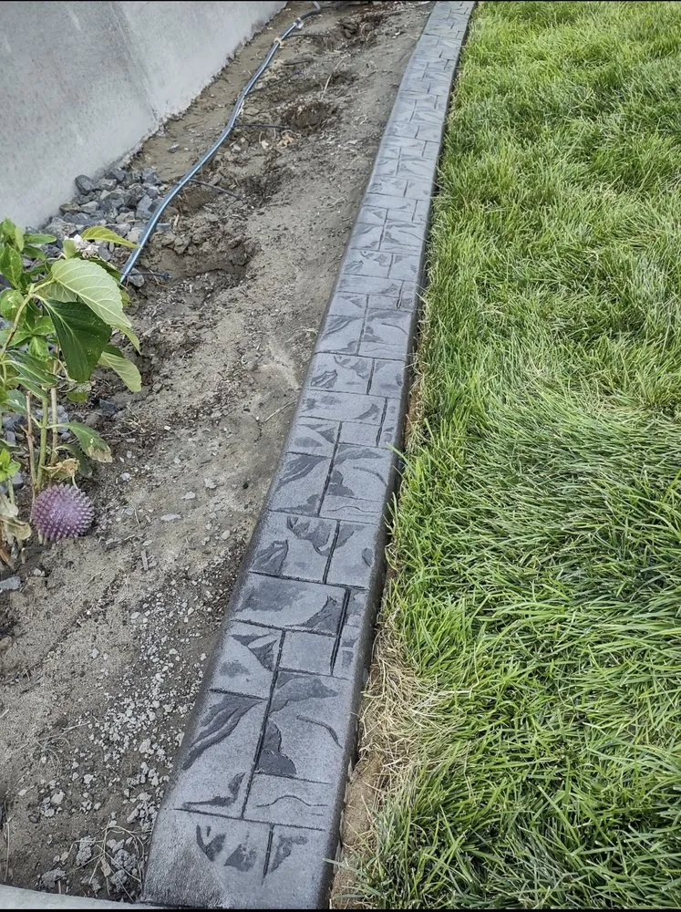 Professional garden landscaping experts serving Kennewick, WA - Gillispie Landscaping and Lawn Care