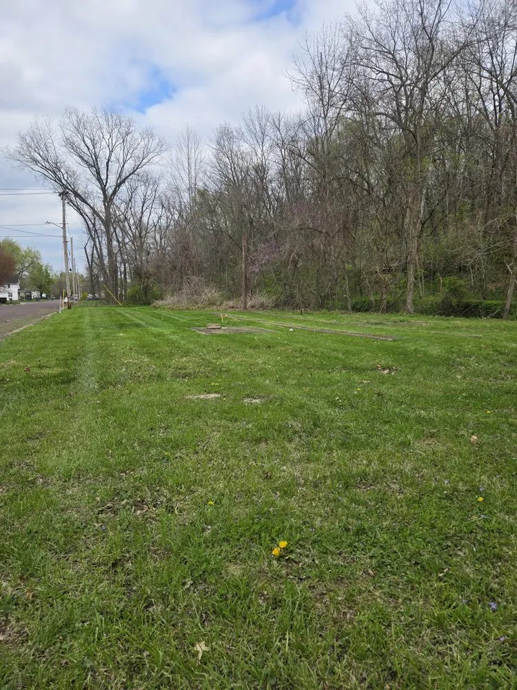 Trusted landscape design in New Haven, MO by Gills Grass
