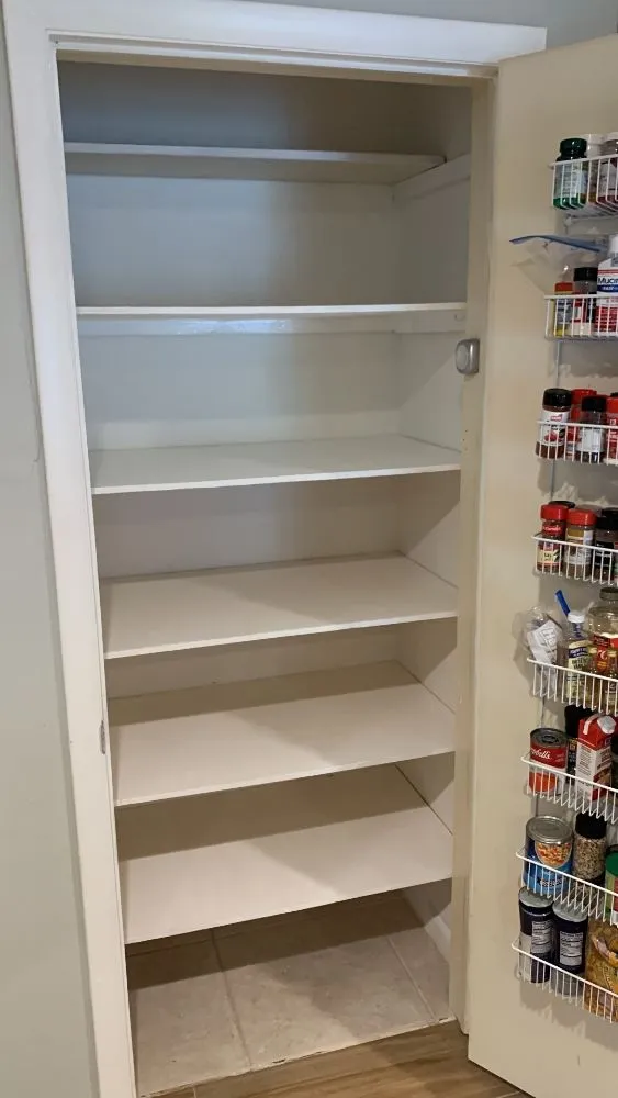 Professional lawn care service experts serving Riviera Beach, FL - Gills I Know a Guy