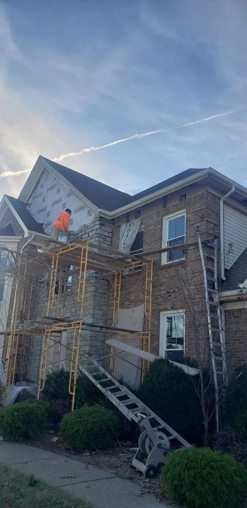 Professional landscaping services experts serving Louisville, KY - Gilly Grass Home Exterior Services