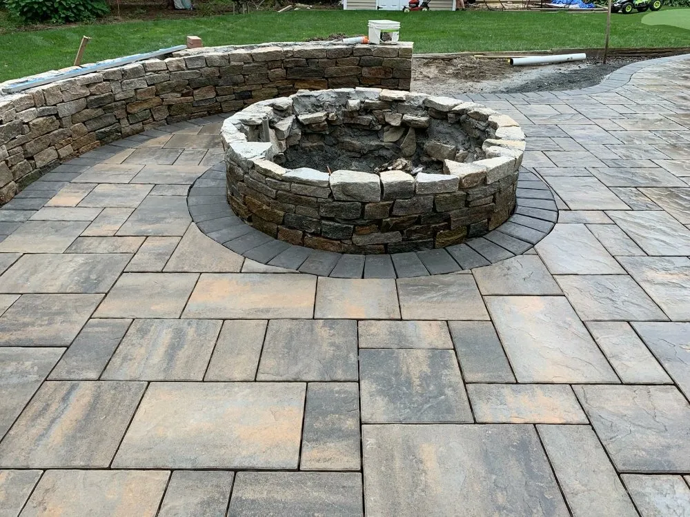 Professional outdoor landscaping experts serving Framingham, MA - Gilmar's Handyman & Landscaping