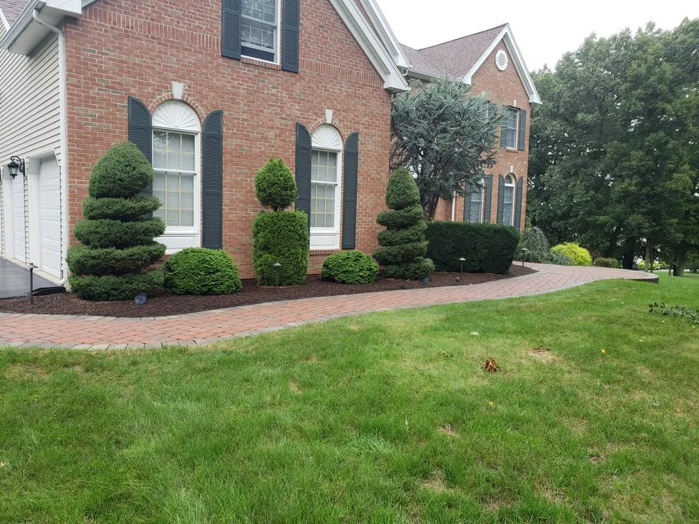 Top-rated residential landscaping experts serving Framingham, MA - Gilmar's Landscaping