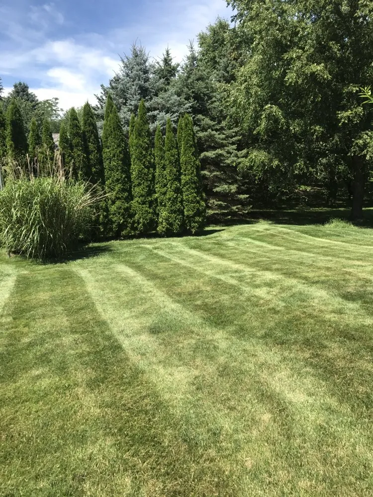 Trusted garden landscaping in Fenton, MI - Giltrops Grass And Landscape