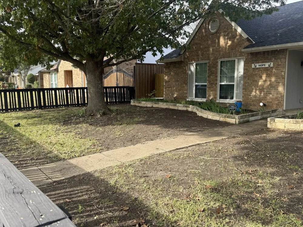 Expert yard cleanup service with custom design in Cedar Hill, TX by Ginale Lawn Services
