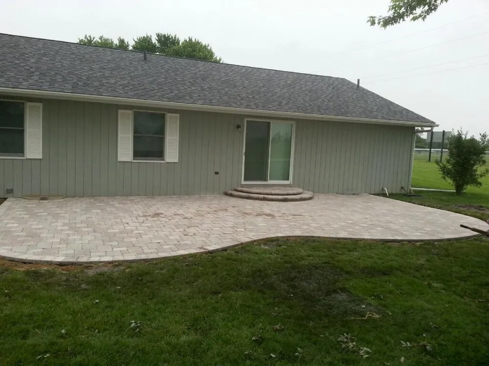 Expert garden landscaping for beautiful yards across Joliet, IL - Ginkgo Landscaping And Tree Service