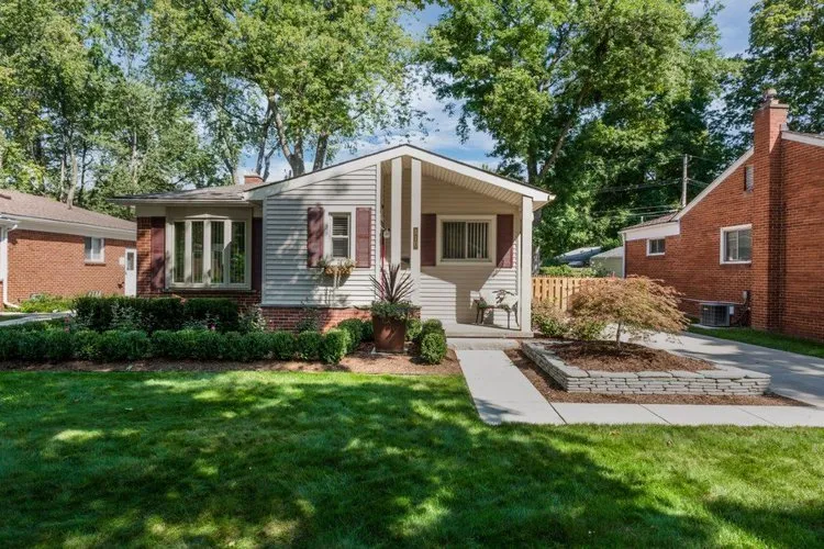 Expert landscaping services in Mobile, AL - Ginnis Landscaping