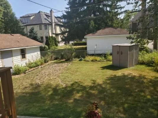 Custom residential landscaping experts serving Addison, IL - Gino's Landscaping