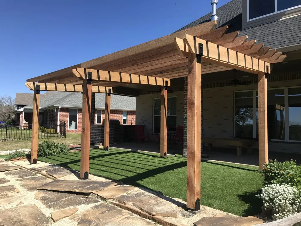 Professional yard maintenance in Waco, TX by Ginwood Services