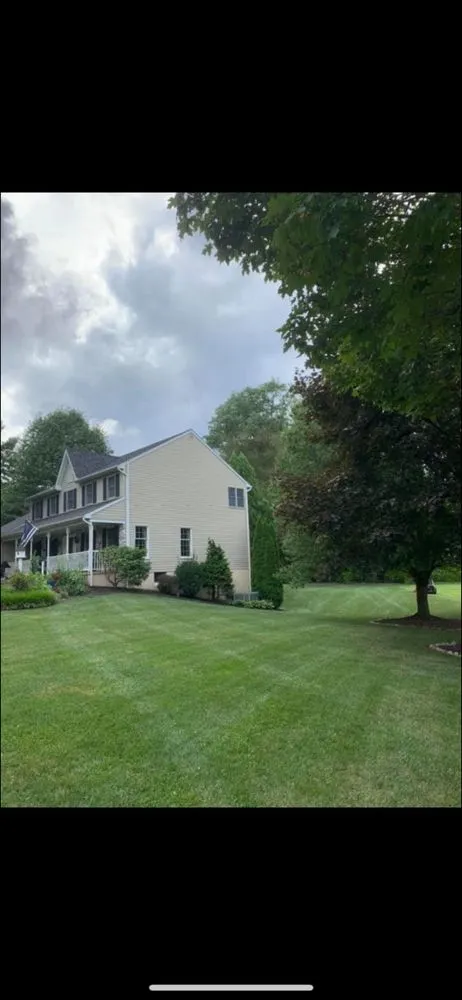 Affordable lawn mowing service in Glenolden, PA by Giorgio’s Landscaping