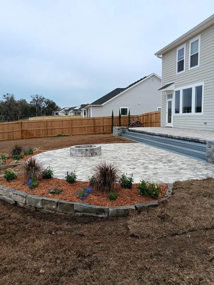 Expert outdoor landscaping for homes across Tallahassee, FL - Giorgio's Lawn and Lanscape Works