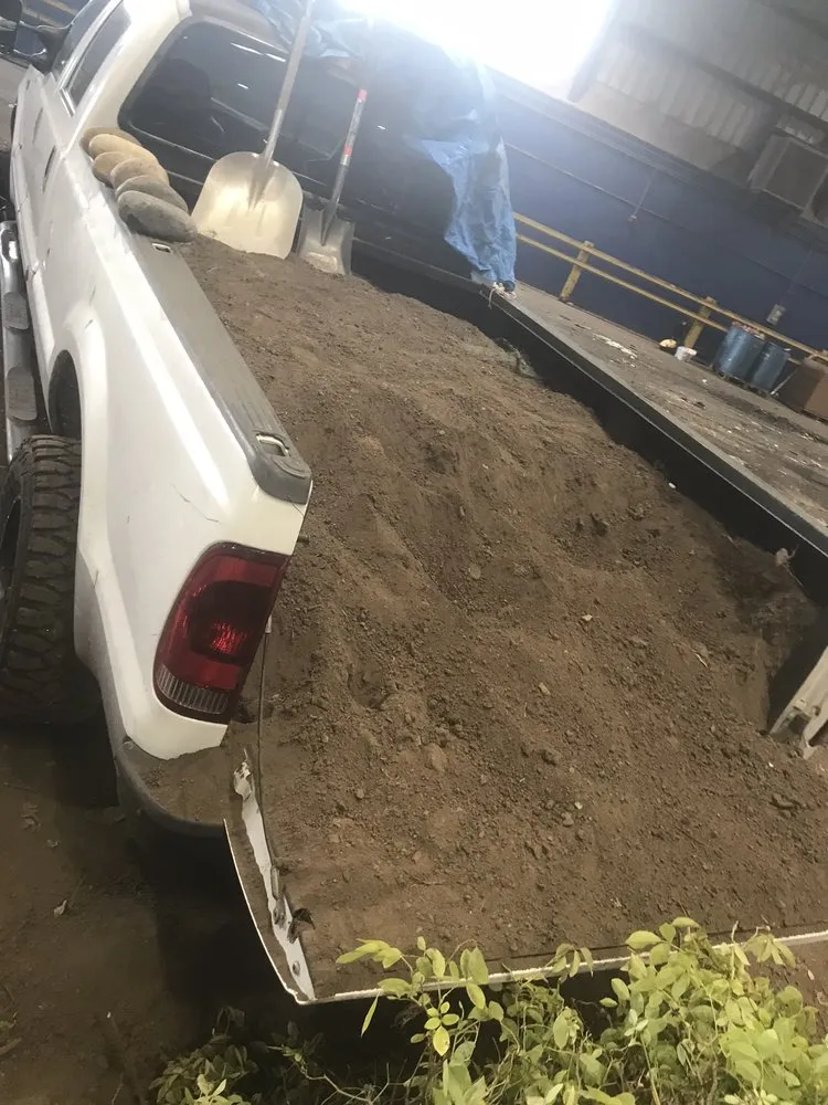 Expert residential landscaping in West Menlo Park, CA by Gio’s Junk Removal and Demolition