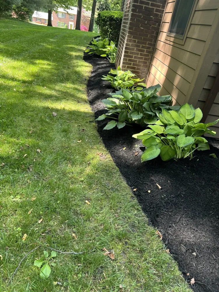 Top-rated lawn mowing service in Conowingo, MD - GIOS Landscaping