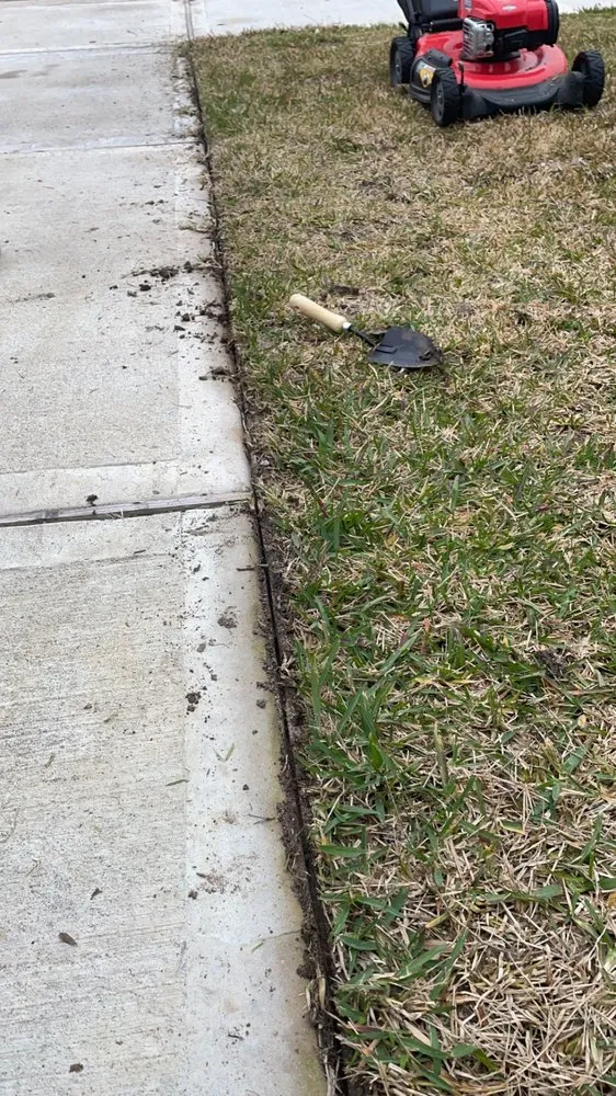 Expert lawn mowing service in Houston, TX by Gio's Landscaping