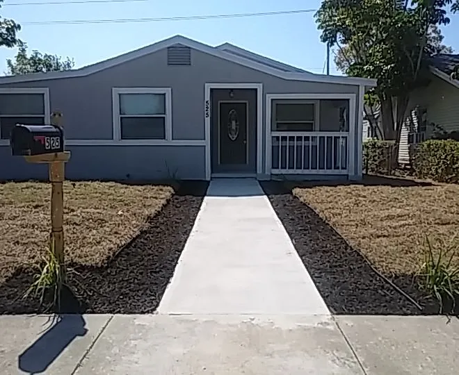 Custom landscape installation experts serving Dunedin, FL - Gio's Multitask Lawn & Landscaping