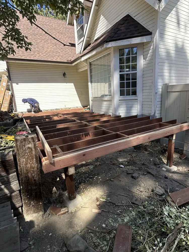 Local landscaping services for beautiful yards in Azusa, CA by Giovany’s Roofing And More