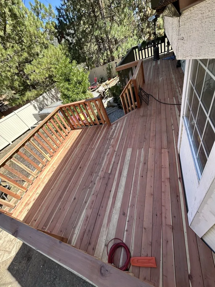 Affordable yard cleanup service experts serving Azusa, CA - Giovany’s Roofing And More