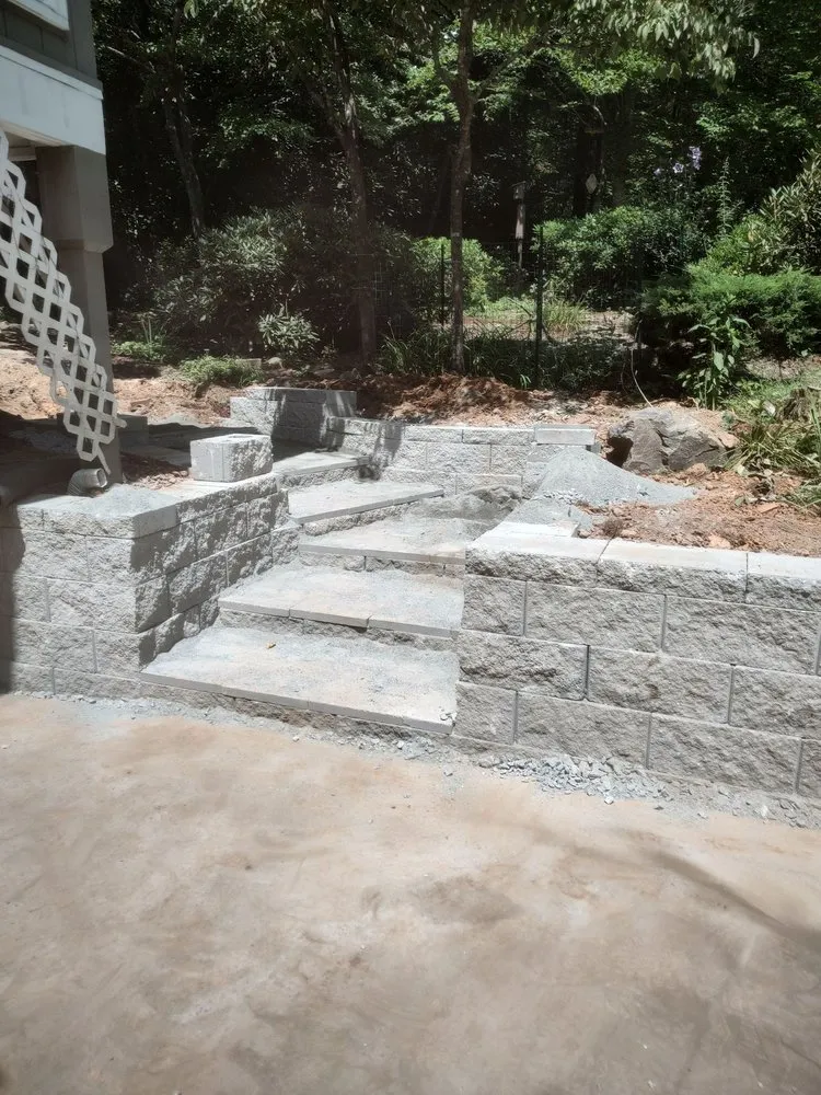 Expert garden landscaping in Lake Toxaway, NC by Girmann's